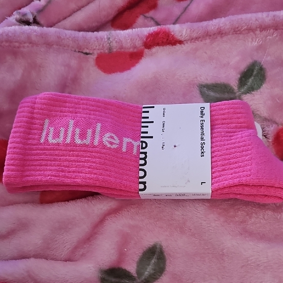 lululemon athletica Pink Daily Essential Socks - Picture 3 of 5